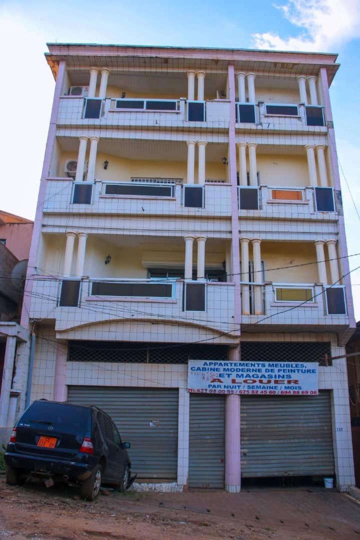 Appartement Meuble 2 Chambres Montee Jouvence Yaoundé Exterior foto